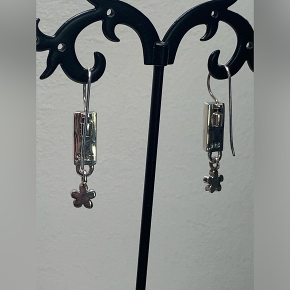 Silpada Vintage Sterling Silver Spiney Oyster Multi-Stone Flower Dangle Earrings - Picture 4 of 14